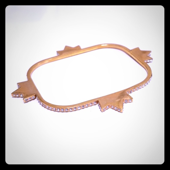 Jewelry - 🌹🌟 ROSE GOLD Rounded Rectangle Studded Bracelet